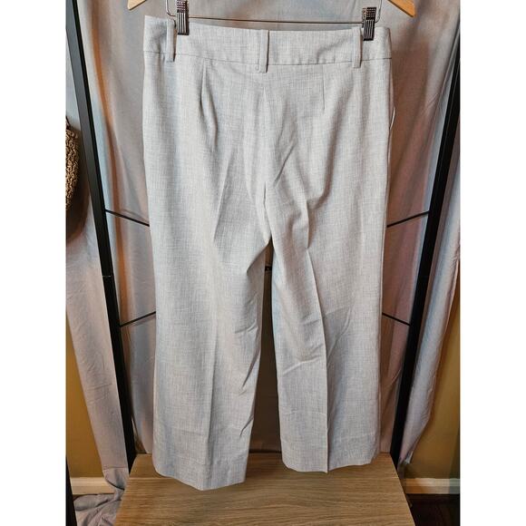 Trina Turk - Gray Cropped Trousers Size 6 - Picture 4 of 9